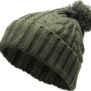 Chunky Pom Pom Beanie